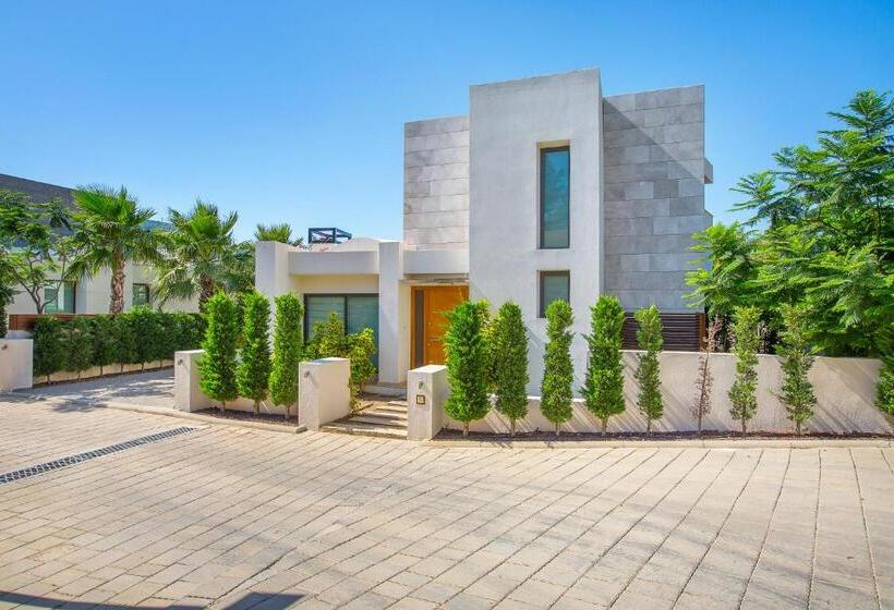 ویلای 1 خوابه, Alya Sierra Villa