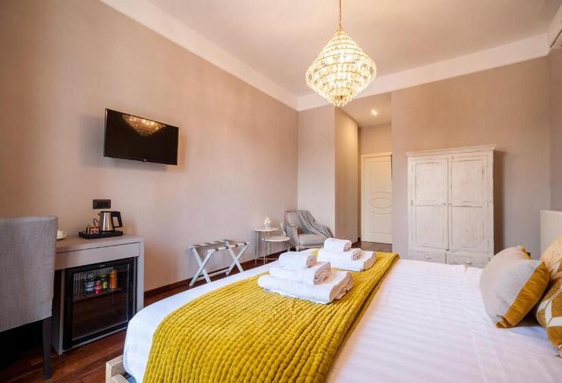 غرفة ديلوكس ثلاثية, Dream House Pompei