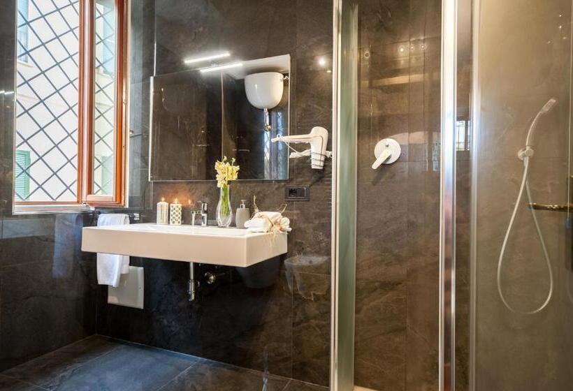 غرفة سوبيريور ثلاثية, Dream House Pompei