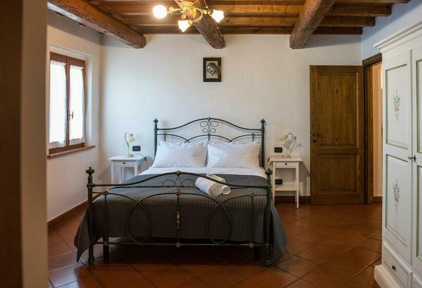 غرفة قياسية, B&b I Pini Di Storaco
