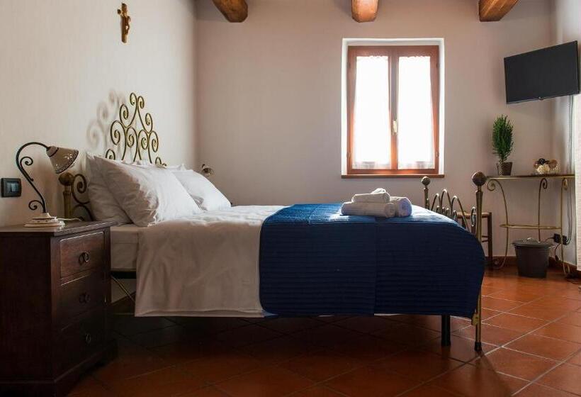 חדר סטנדרט, B&b I Pini Di Storaco