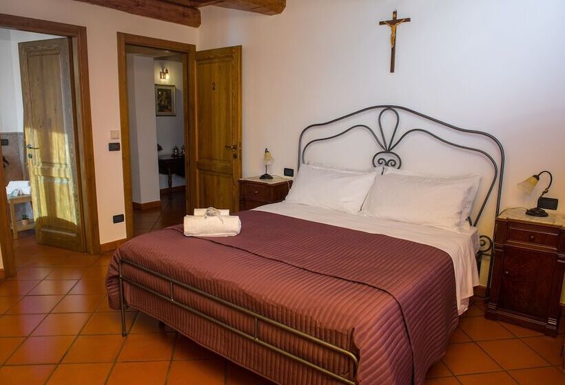 חדר סטנדרט, B&b I Pini Di Storaco