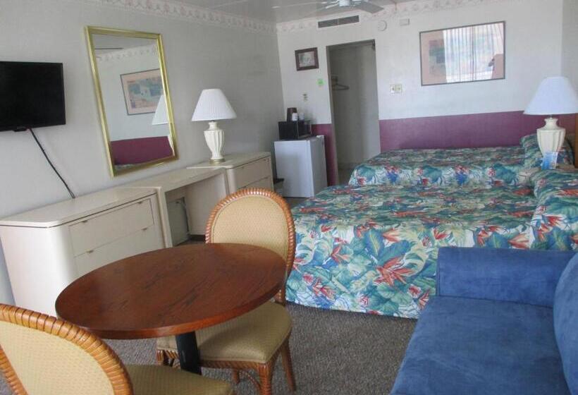 디럭스 패밀리 룸, Landmark Motel