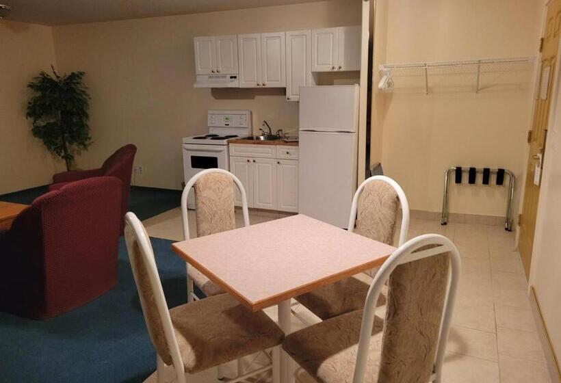 חדר דלוקס עם מיטת קינג, Western Budget Motel #3 Whitecourt