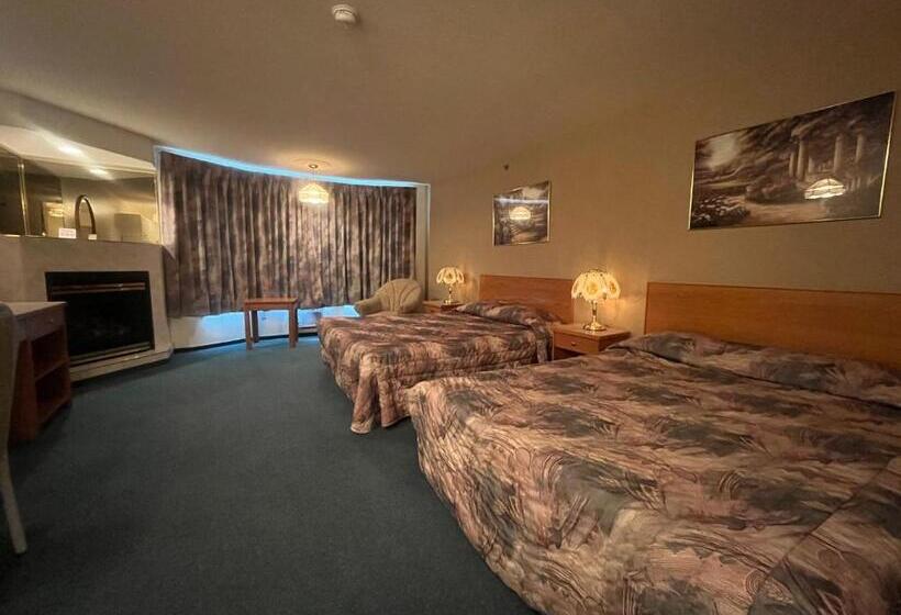 Номер Стандарт с Кухней, Western Budget Motel #3 Whitecourt