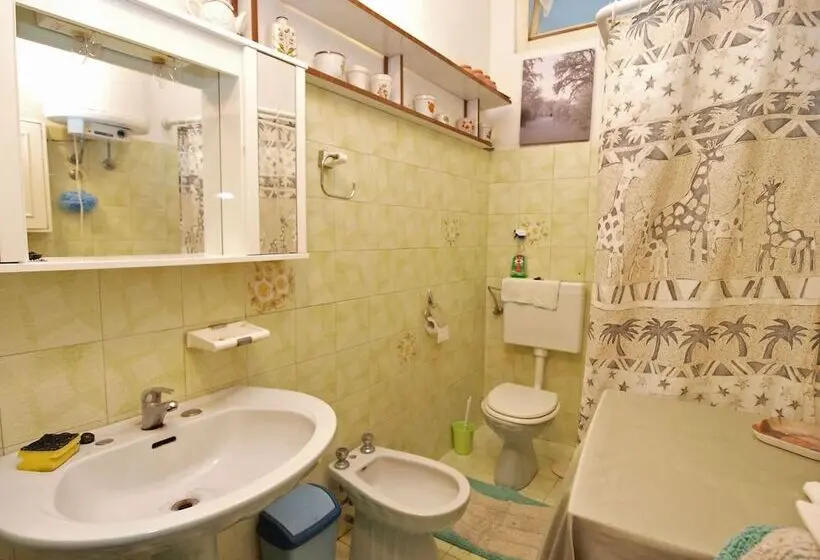 １ベッドルームアパートメント, Apartment 1050