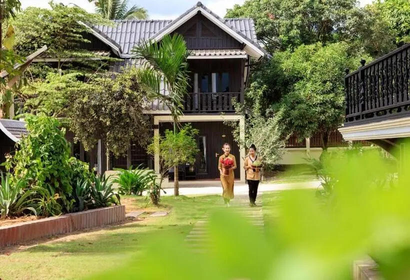 ガーデンビューのスタンダードバンガロー, Sansan Resort