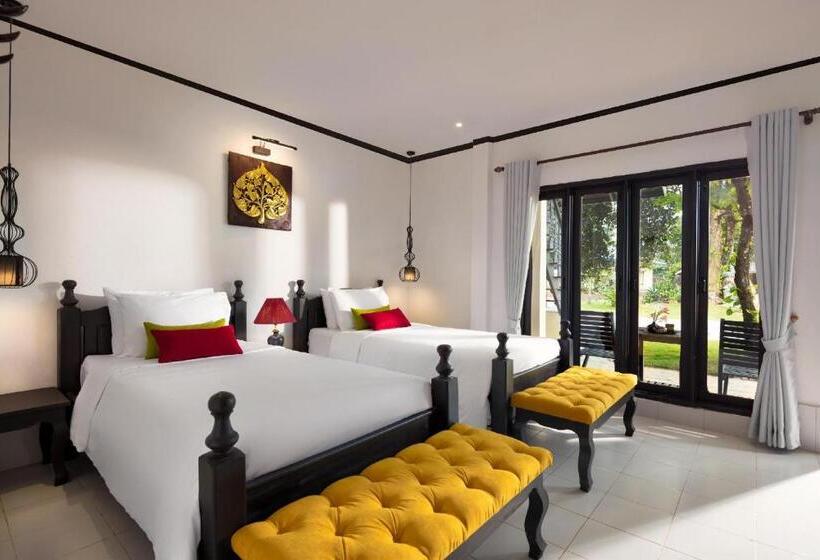 Номер Deluxe Вид на Сад, Sansan Resort