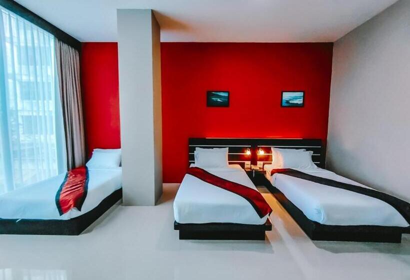 家庭间, The Harbour Front