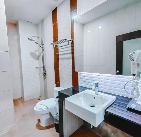 家庭间, The Harbour Front