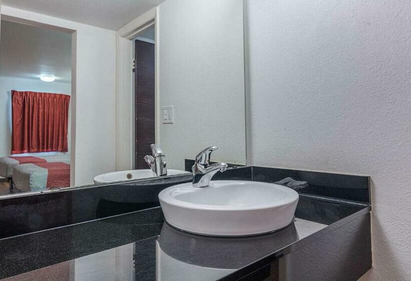 غرفة قياسية سرير كينج, Motel 6 Texarkana, Ar