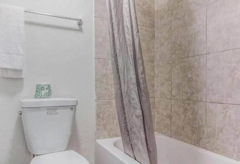 スタンダード４人部屋, Motel 6 Texarkana, Ar