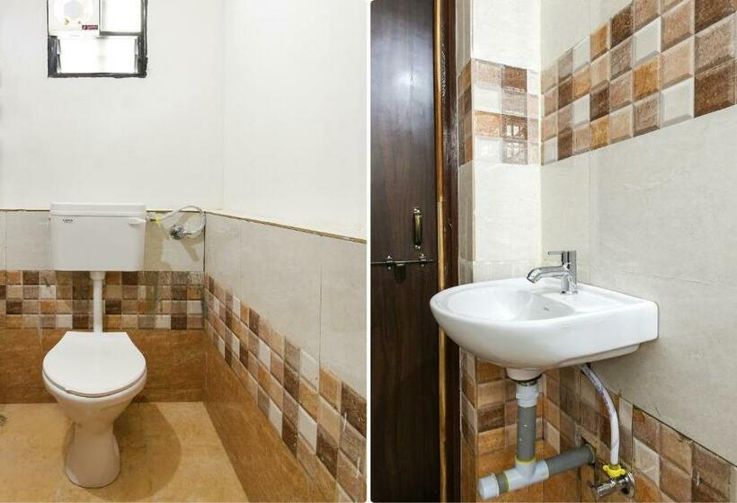 غرفة أساسية, White House Regency