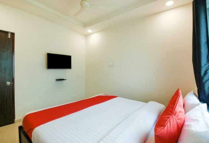 غرفة أساسية, White House Regency