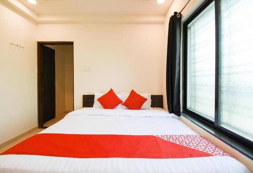 غرفة كلاسيكية ثلاثية, White House Regency