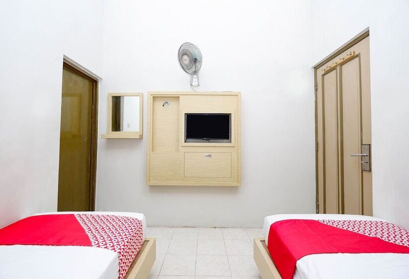 デラックスルーム, Oyo 2436  Kencana