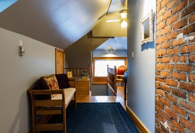 デラックススイート, A Hidden Gem Bed And Breakfast