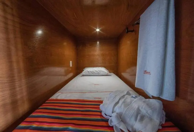 تختخواب در اتاق مشترک, Hostal Mich By Rotamundos