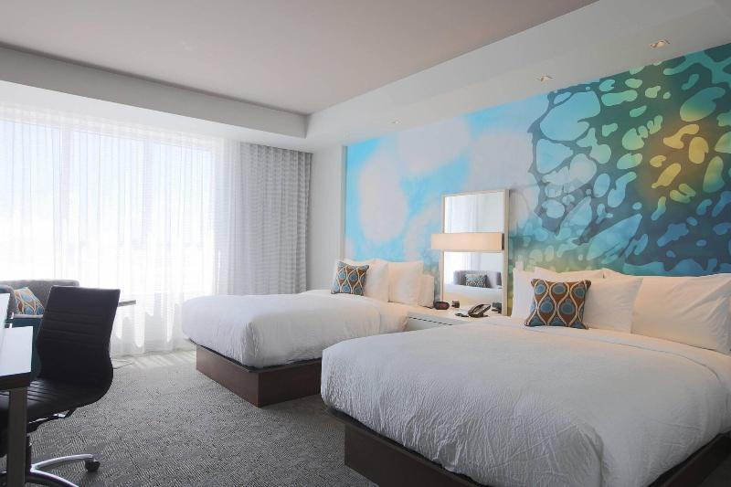 クイーンサイズベッドのエクゼクティブルーム, Courtyard By Marriott Montreal Brossard
