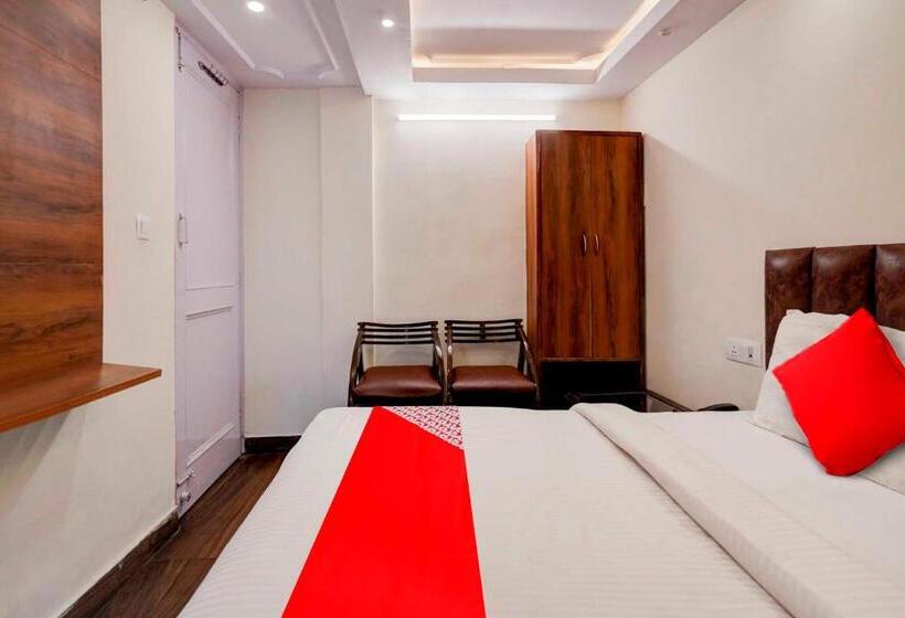 Трехместный Номер Классика, Oyo 61373  Paradise