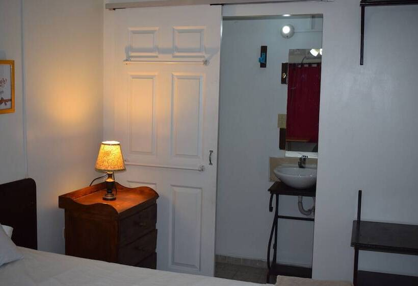 اتاق لوکس, Orison Hostels Managua