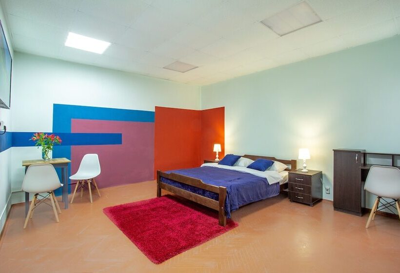 اتاق لوکس, P2b Hostel & Bar