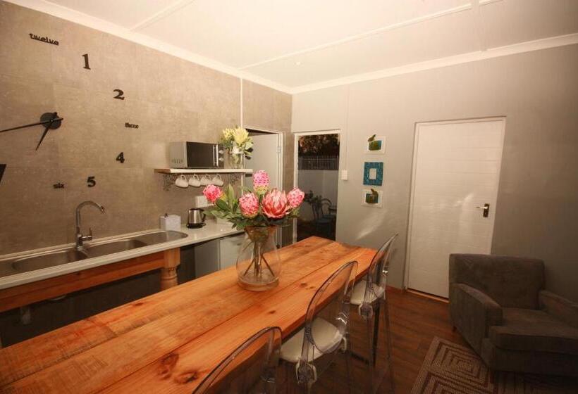 浴室共有ファミリールーム, The Retreat Guesthouse