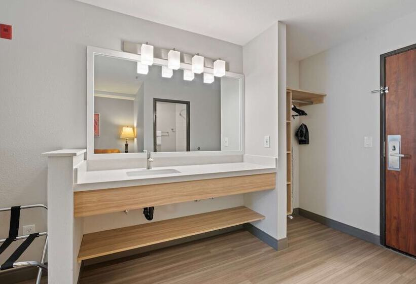 جناح عائلي, Best Western Lake Oswego Hotel & Suites