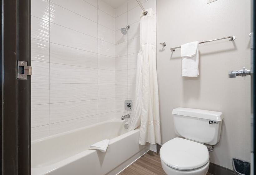 جناح عائلي, Best Western Lake Oswego Hotel & Suites