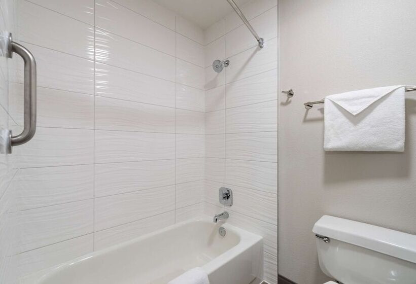 جناح عائلي, Best Western Lake Oswego Hotel & Suites