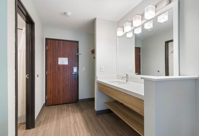 جناح عائلي, Best Western Lake Oswego Hotel & Suites