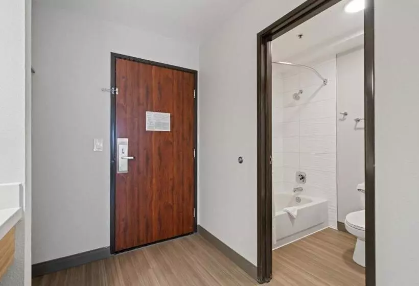 Standard-huone King-vuode, Best Western Lake Oswego Hotel & Suites