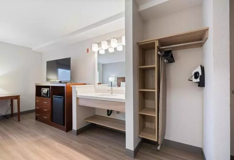 Standard-huone King-vuode, Best Western Lake Oswego Hotel & Suites