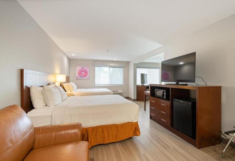 جناح عائلي, Best Western Lake Oswego Hotel & Suites