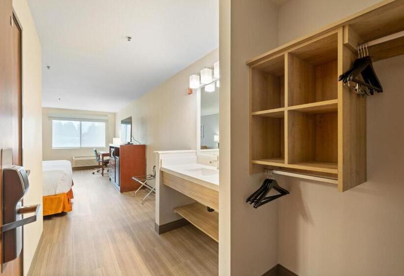 غرفة قياسية سرير كينج لذوى الإحتياجات الخاصة, Best Western Lake Oswego Hotel & Suites