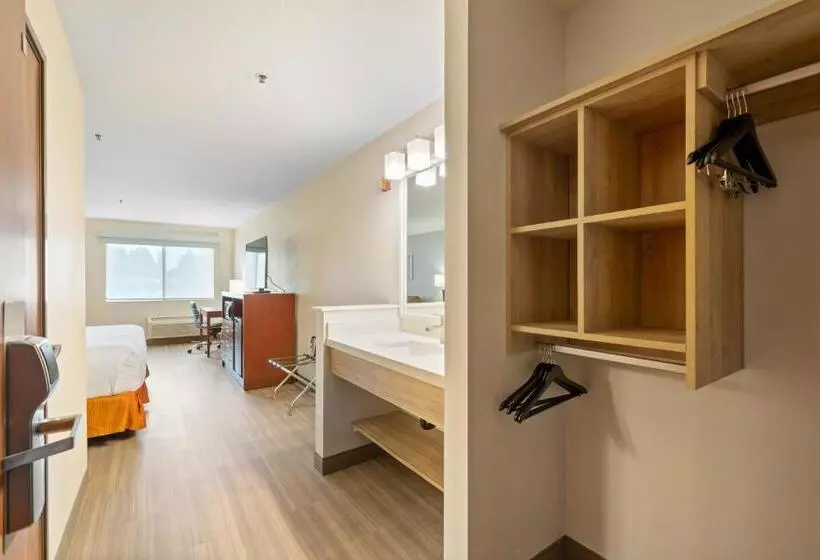 Standard-invahuone King-vuode, Best Western Lake Oswego Hotel & Suites