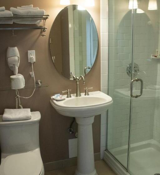 חדר סטנדרט, Inn On The Hudson