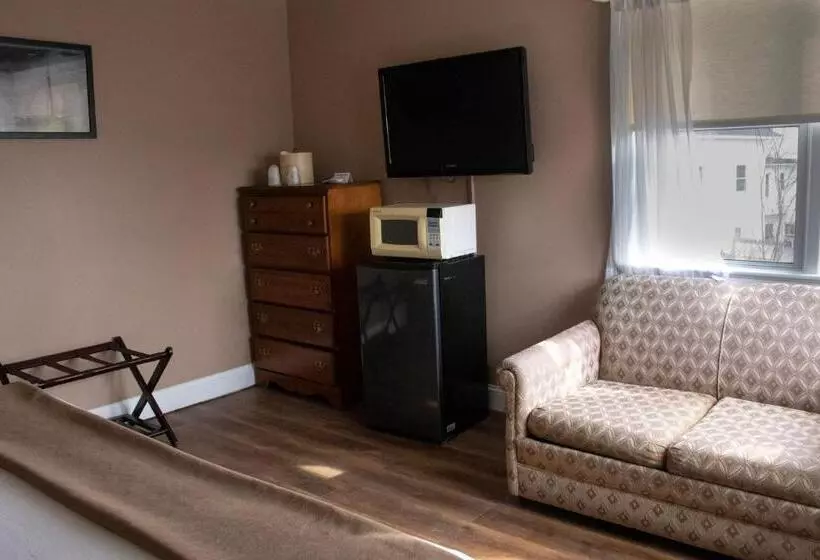 キングサイズベッドのスタンダードルーム, Inn On The Hudson