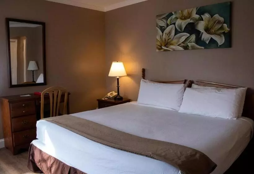 キングサイズベッドのスタンダードルーム, Inn On The Hudson