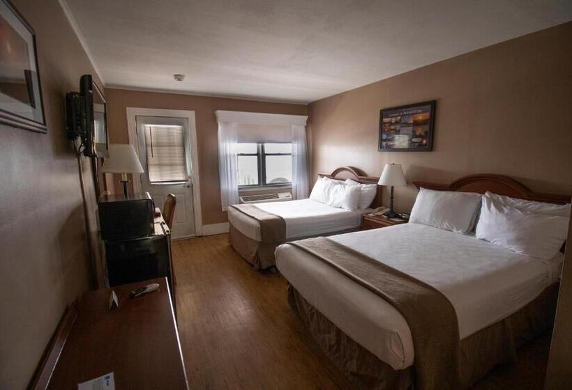 Номер Deluxe, Inn On The Hudson