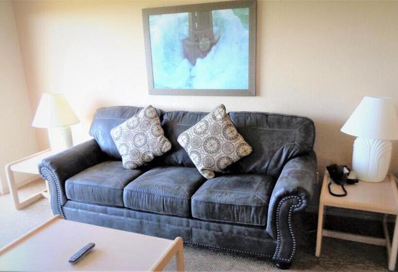 إستوديو قياسى, The Polynesian Resort