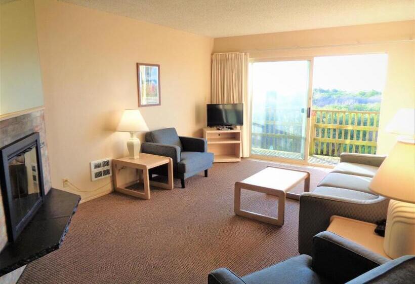 جناح سرير كينج, The Polynesian Resort