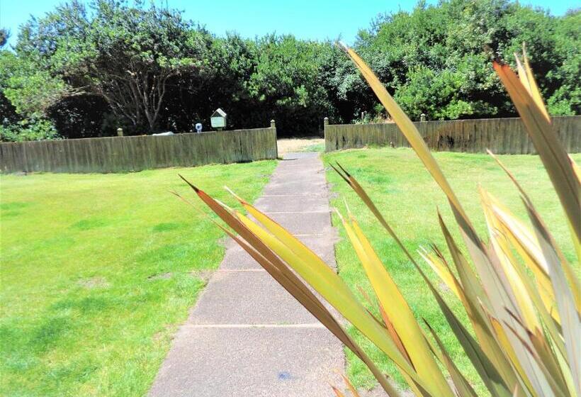 جناح مزوَّد بشرفة, The Polynesian Resort