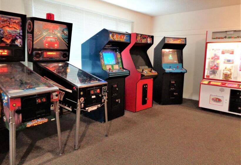 جناح مطلّ علي البحر, The Polynesian Resort