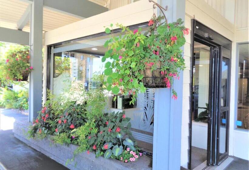 شقة غرفتين, The Polynesian Resort