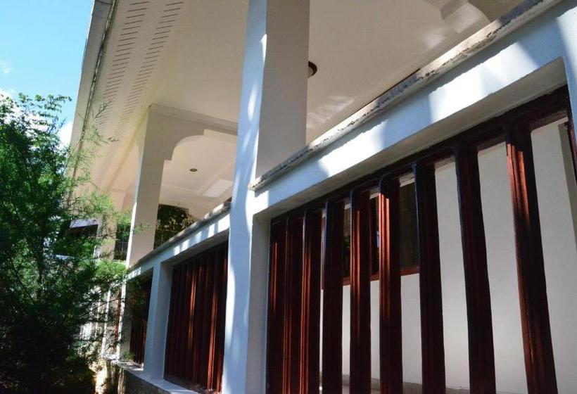 스탠다드 발코니 룸, Barazani Garden Villa