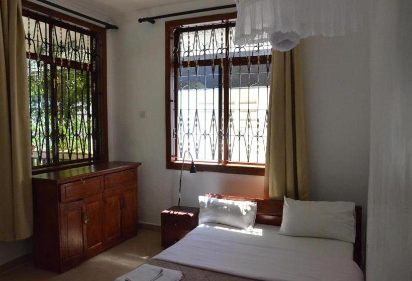 스탠다드 발코니 룸, Barazani Garden Villa