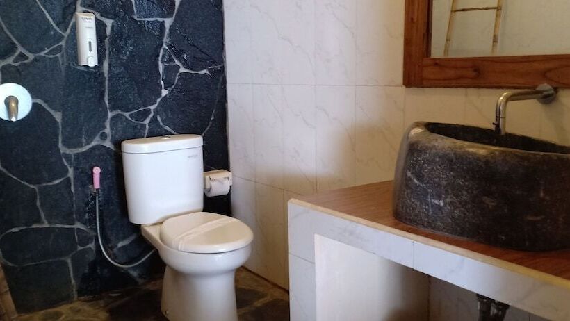 Трехместный Номер Deluxe, Bunga Ayu Seaside Resort