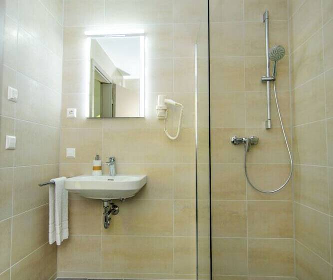 غرفة قياسية, Filderhof Reutlingen