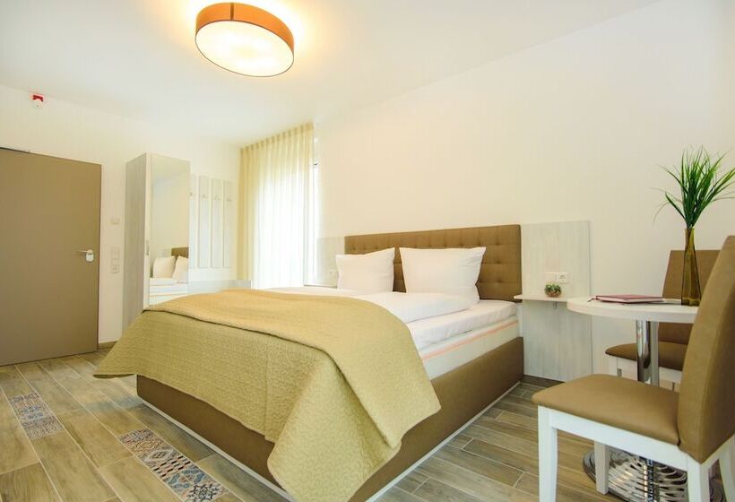 غرفة قياسية, Filderhof Reutlingen